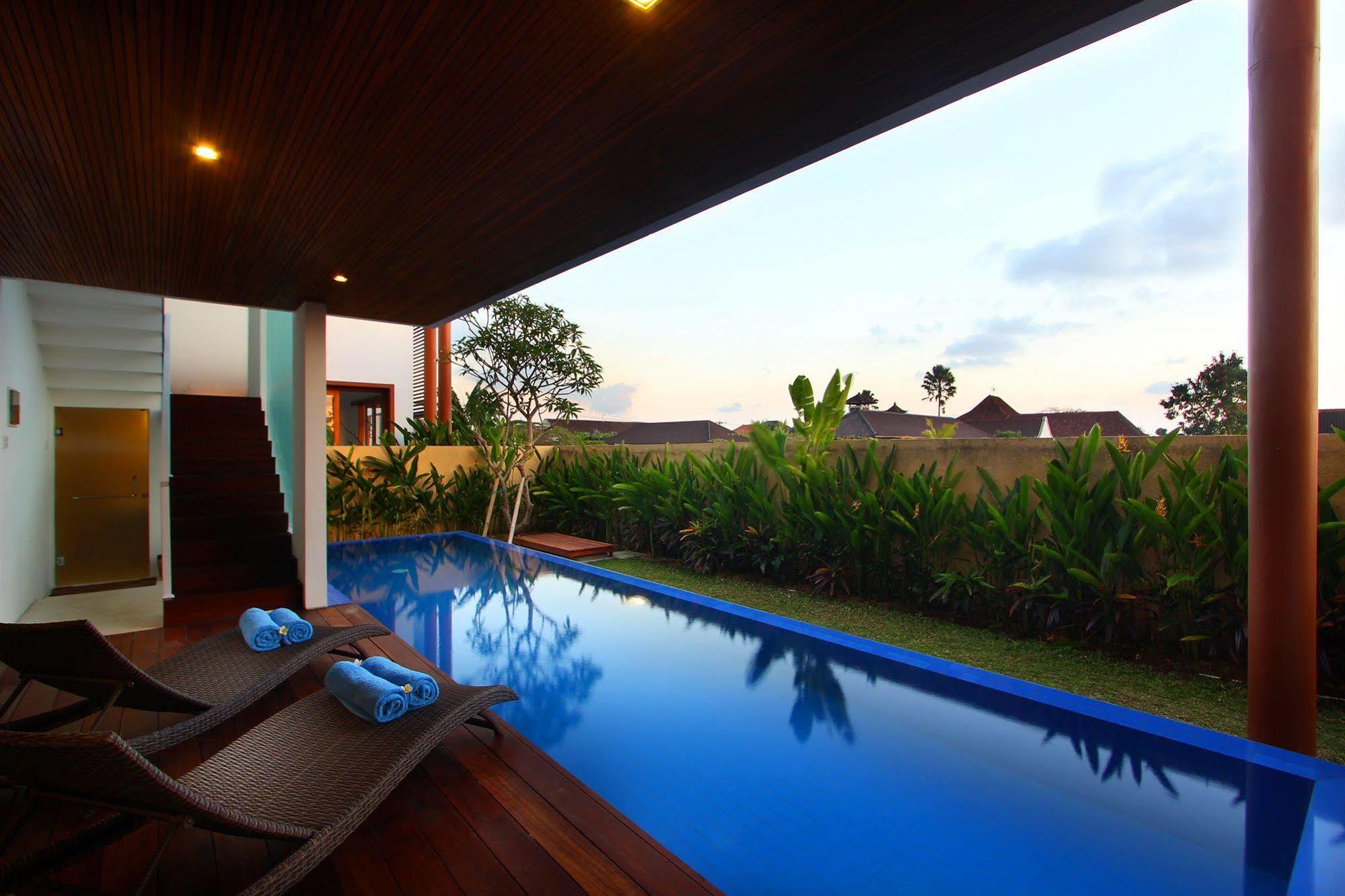 Papillon Umalas Villa *