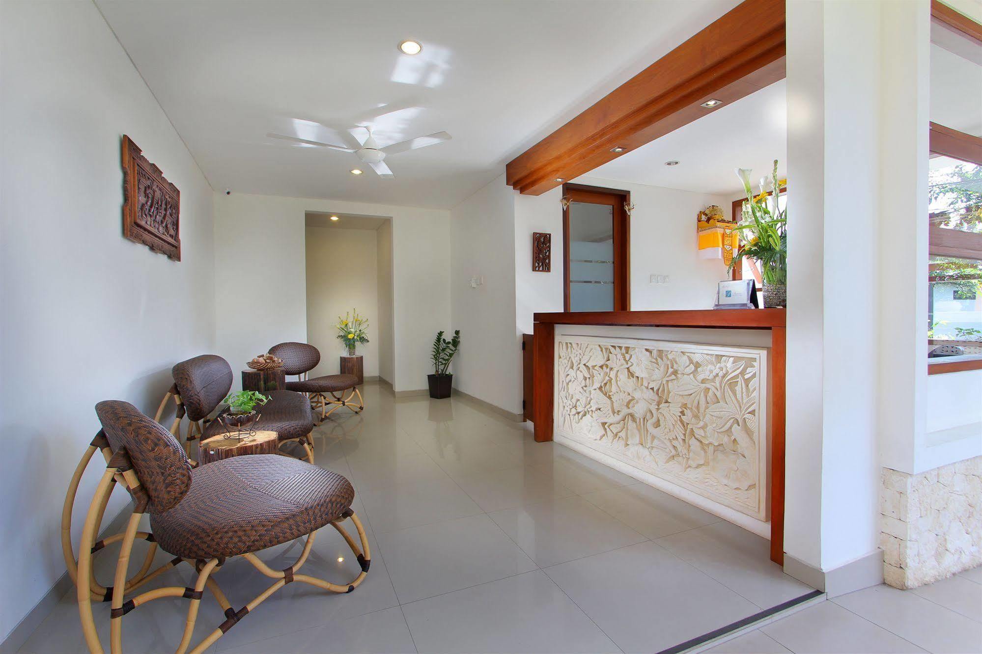 Papillon Umalas Villa *